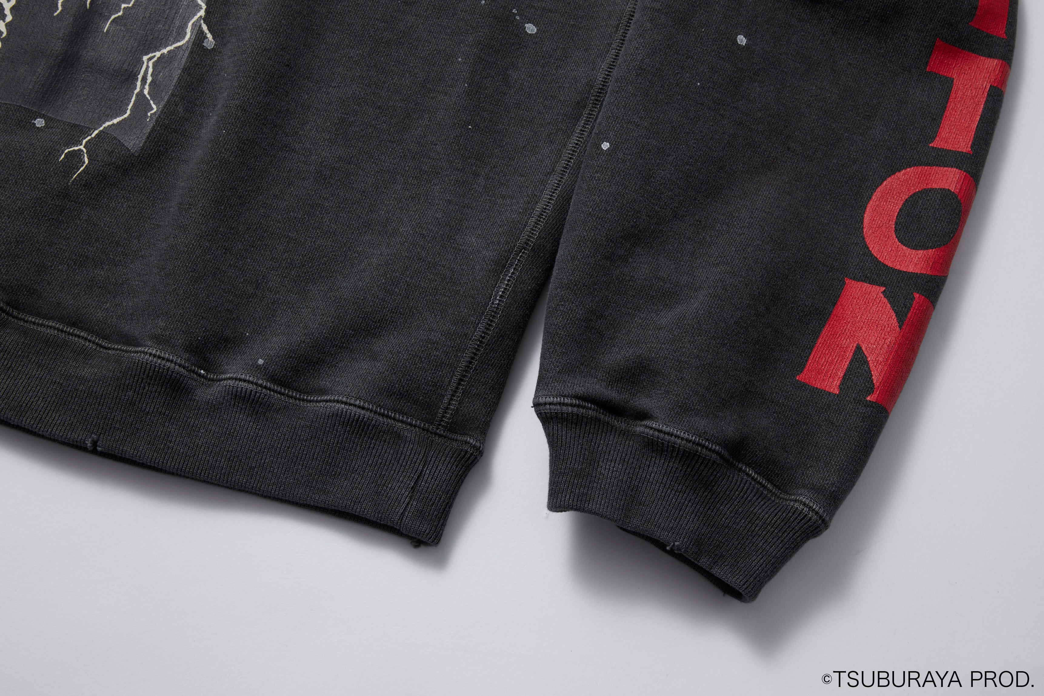 ULTRAMAN SWEATSHIRT (ZETTON)/TSUM23SM006