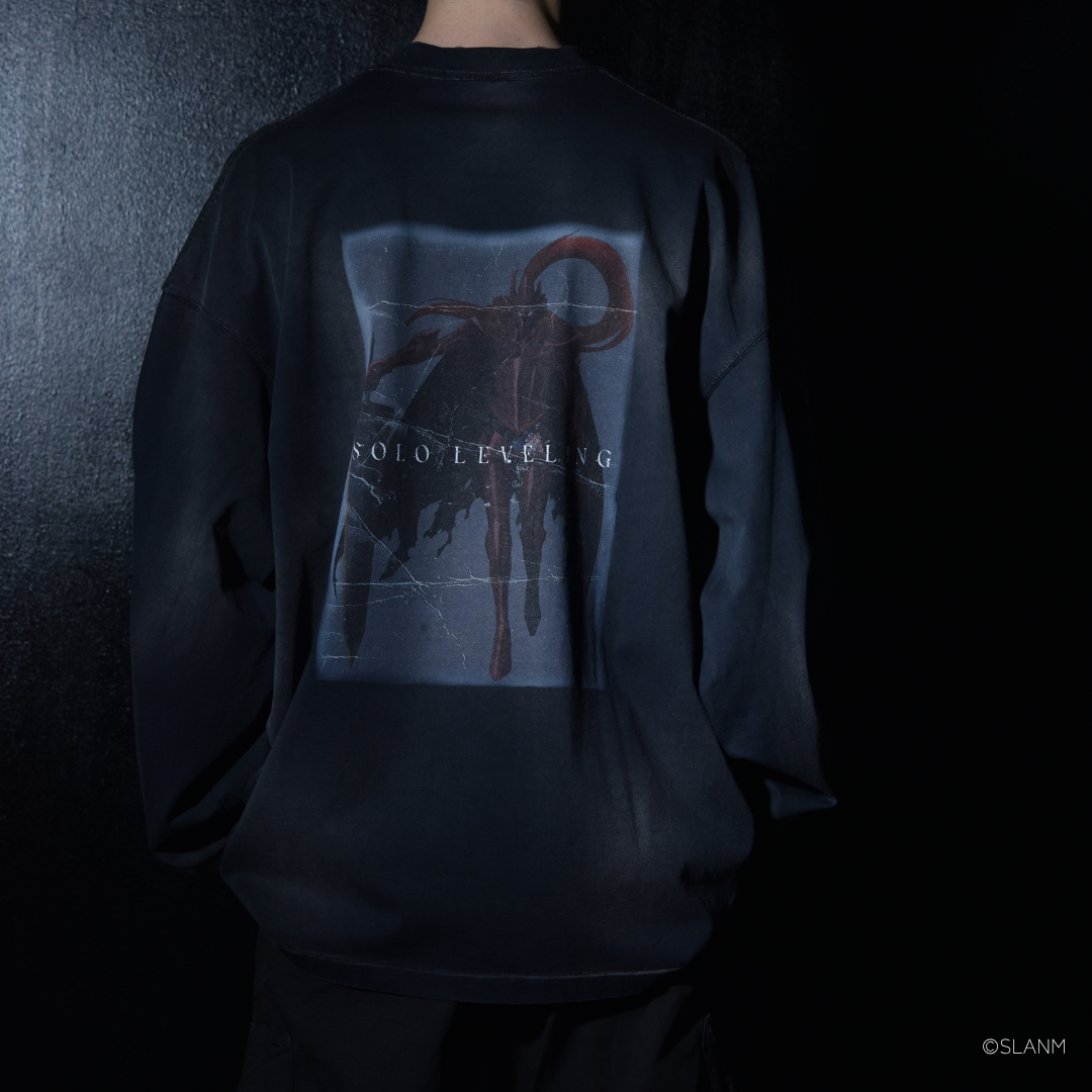 俺だけレベルアップな件 L/S Tee (IGRIT)/TOLM25AM004